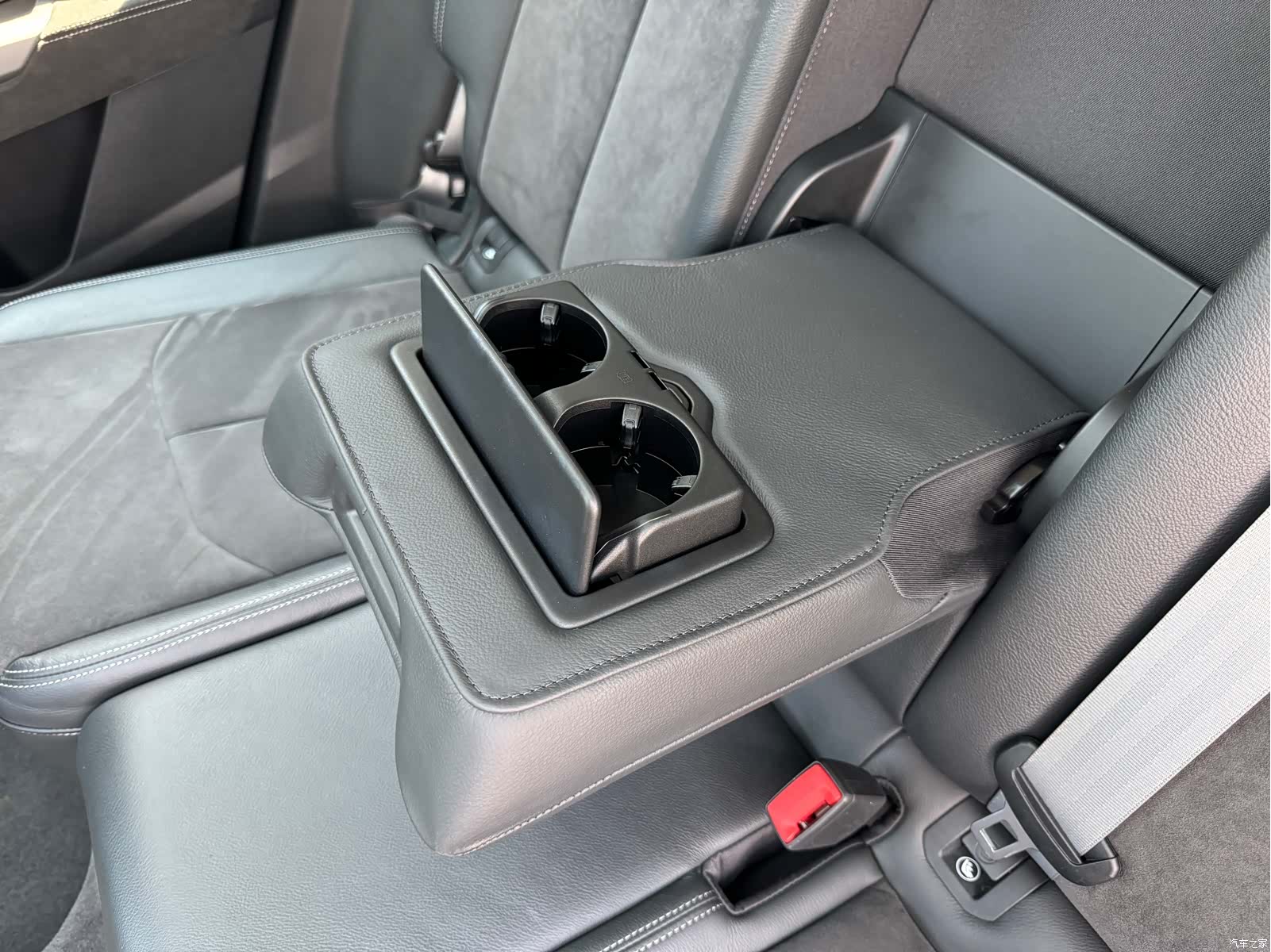 Audi Q3, 2019 21
