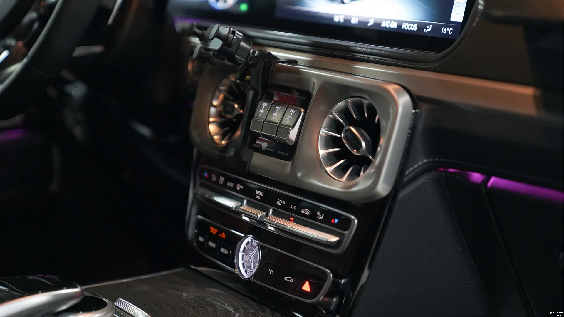 Mercedes-Benz G-Class, 2019 15