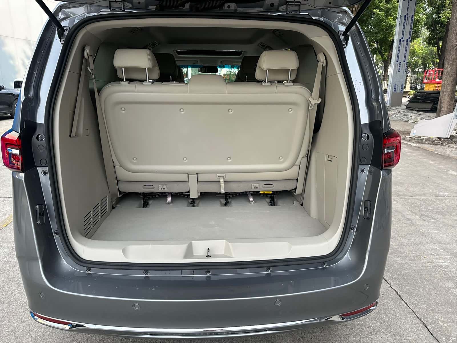 Buick GL8, 2022 22