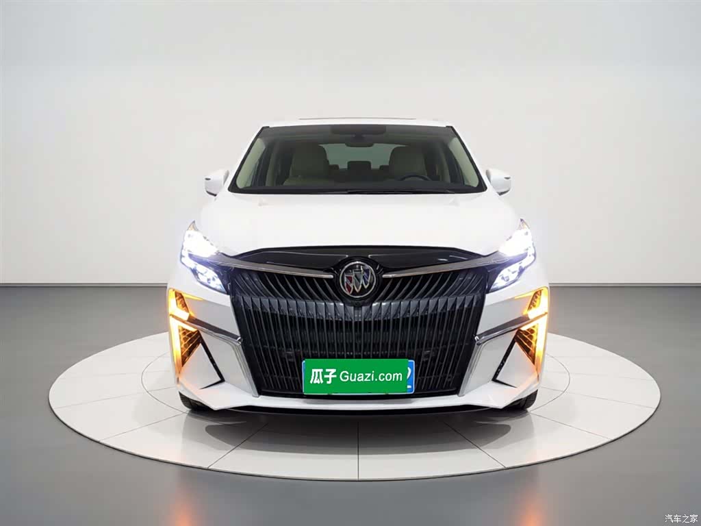 Buick GL8, 2022 3