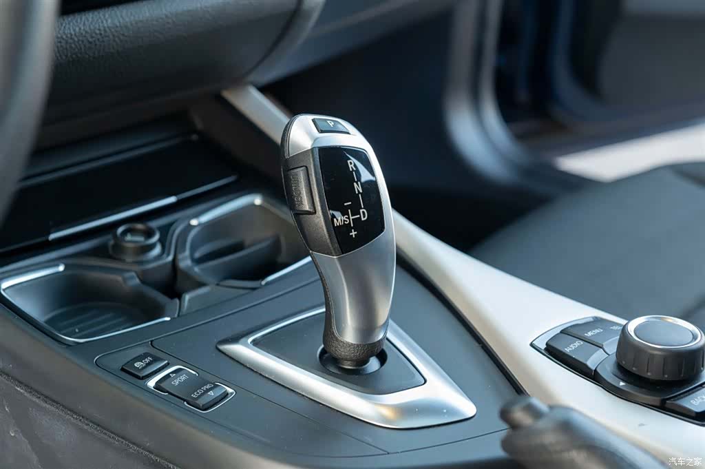 BMW 1 Series, 2016 23