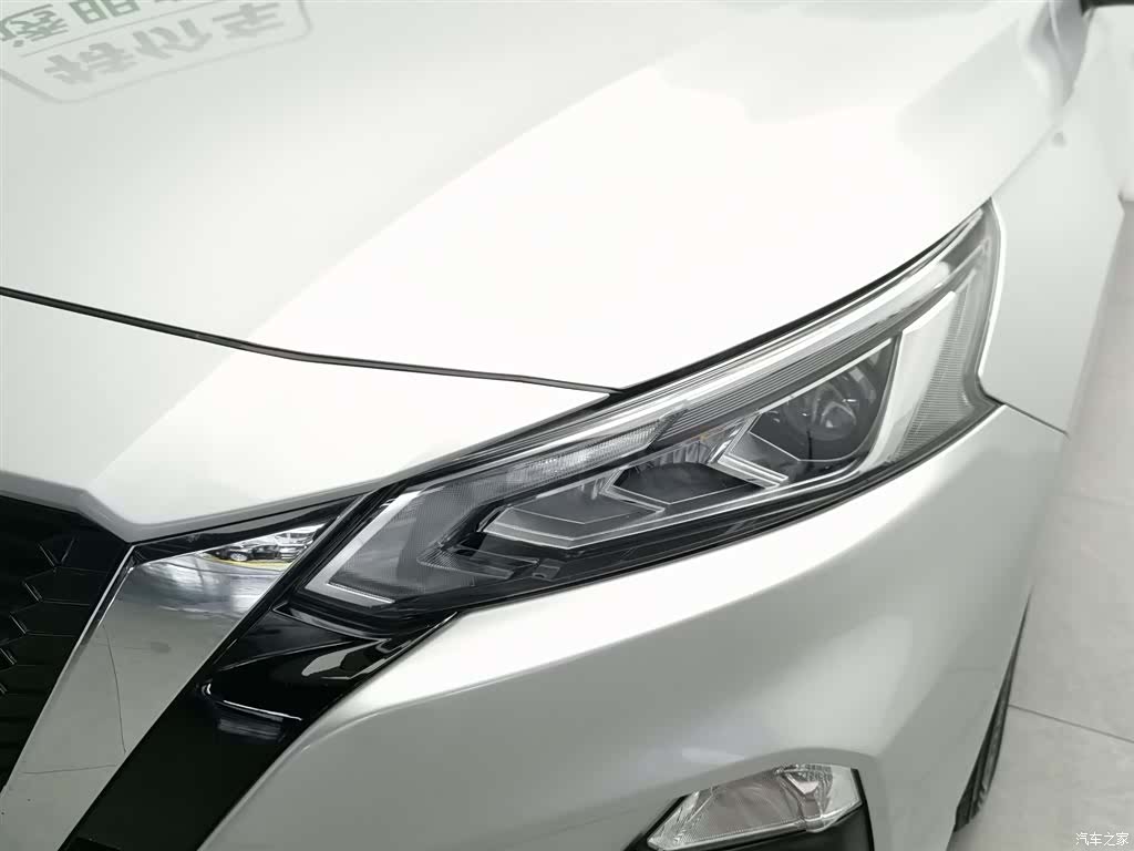 Nissan Teana, 2022 7