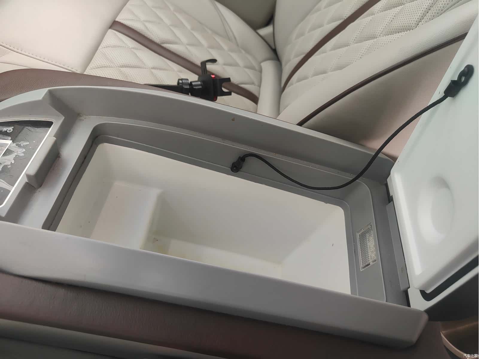 Buick GL8, 2019 12