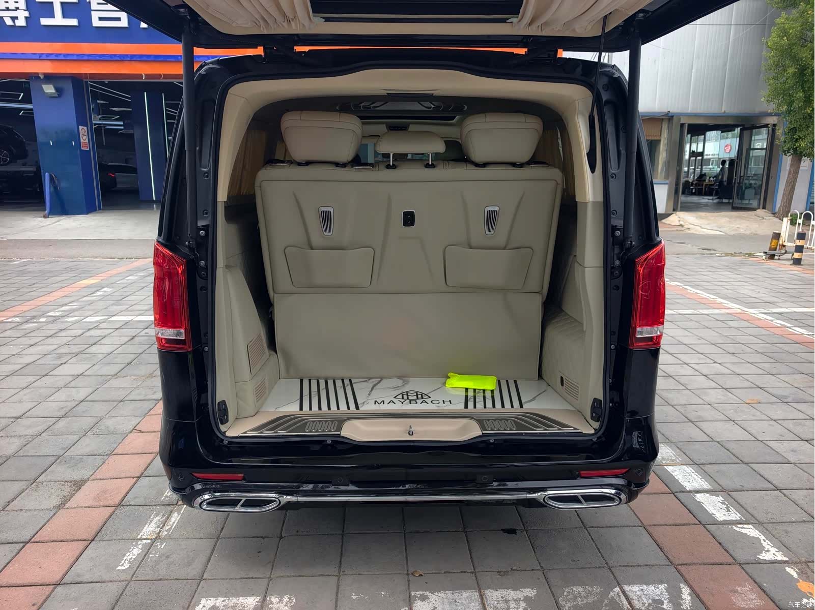 Mercedes-Benz V-Class, 2022 25