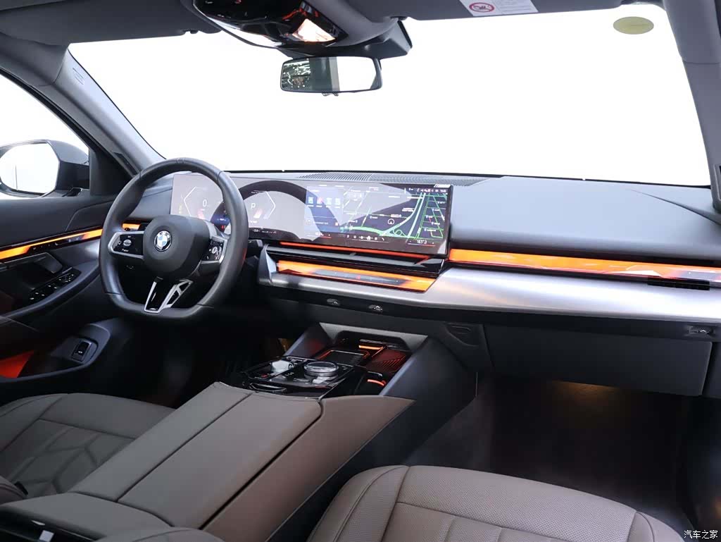 BMW 5 Series, 2026 19