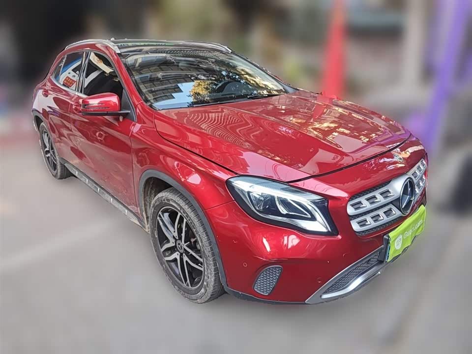 Mercedes-Benz GLA
