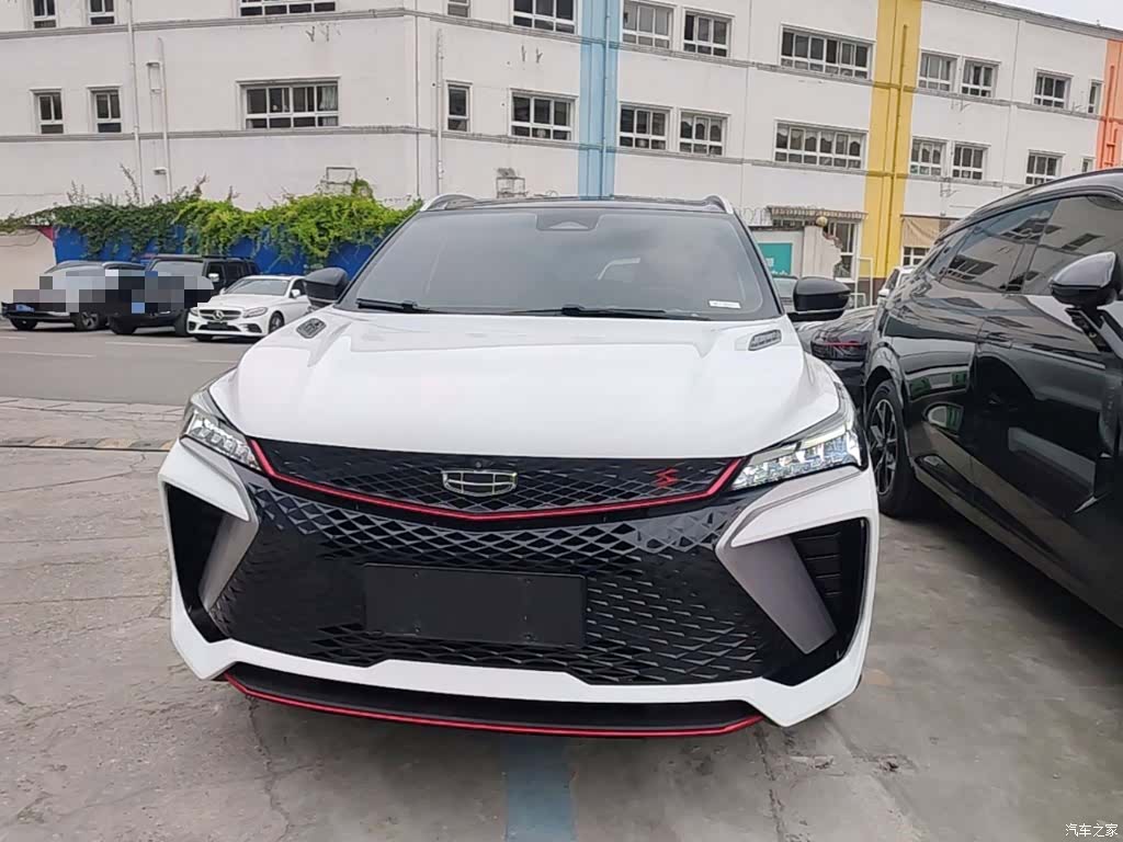 Geely Coolray, 2023 3