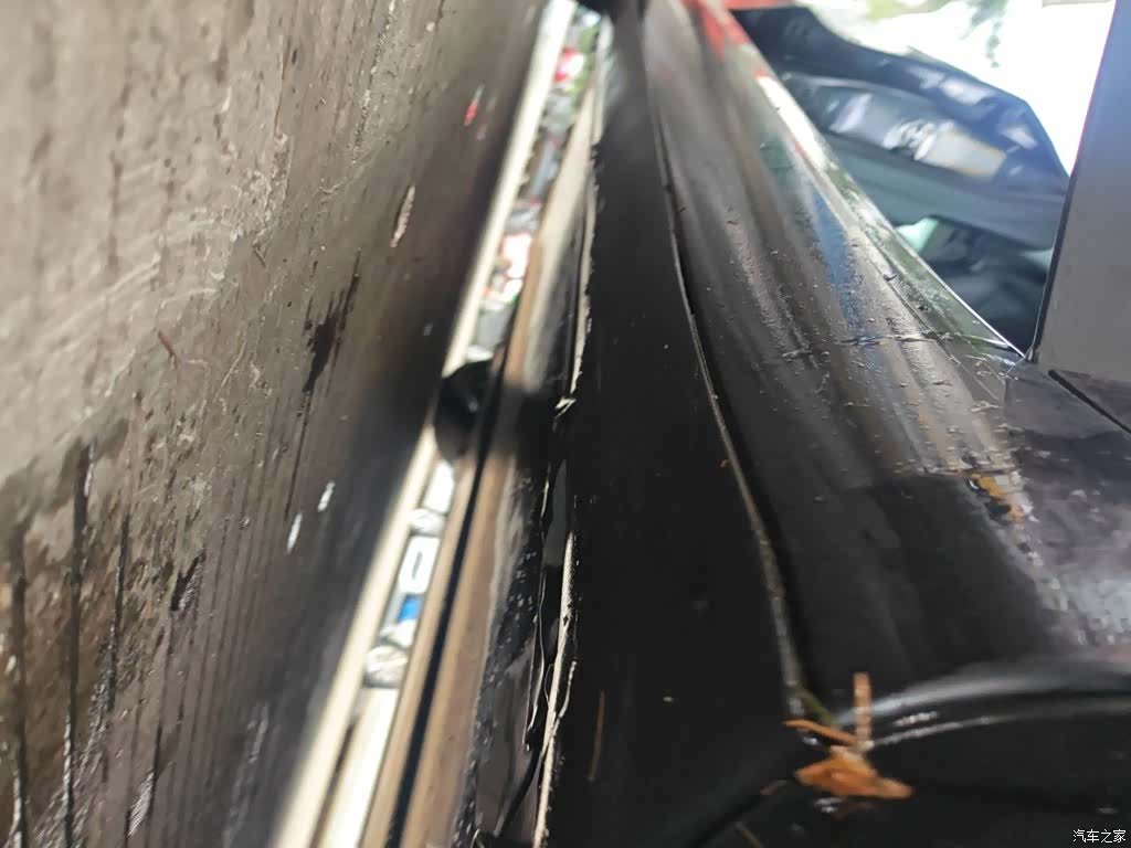 Tesla Model 3, 2025 16