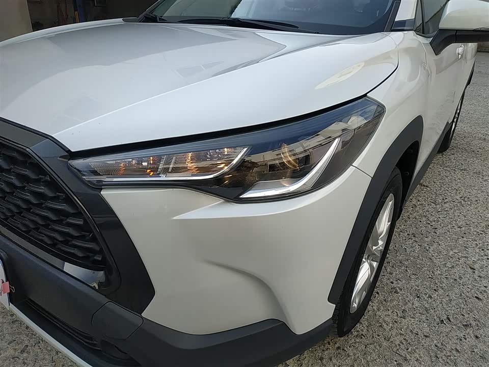 Toyota Corolla Sharp amplifier