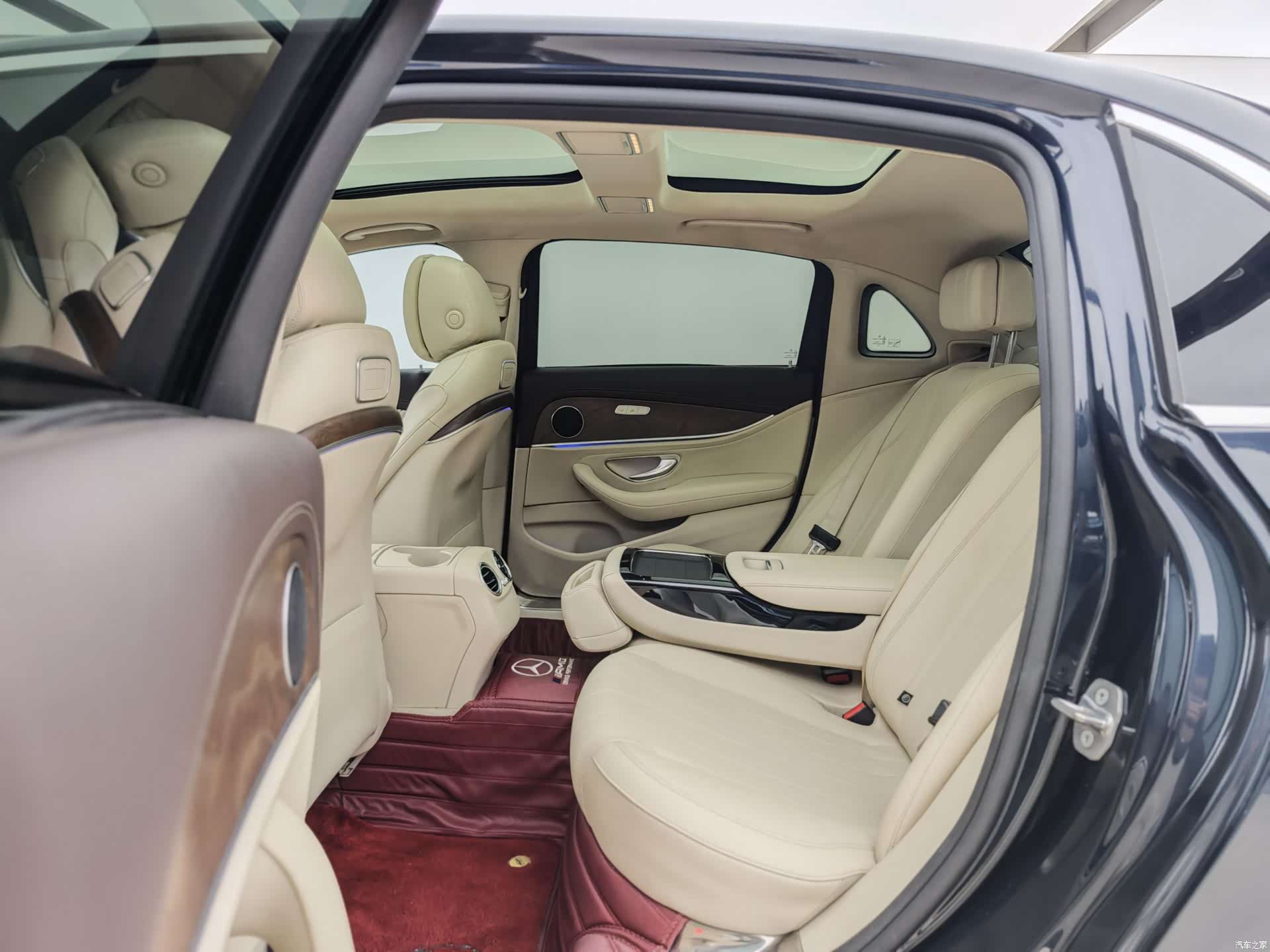 Mercedes-Benz E-Class, 2017 7
