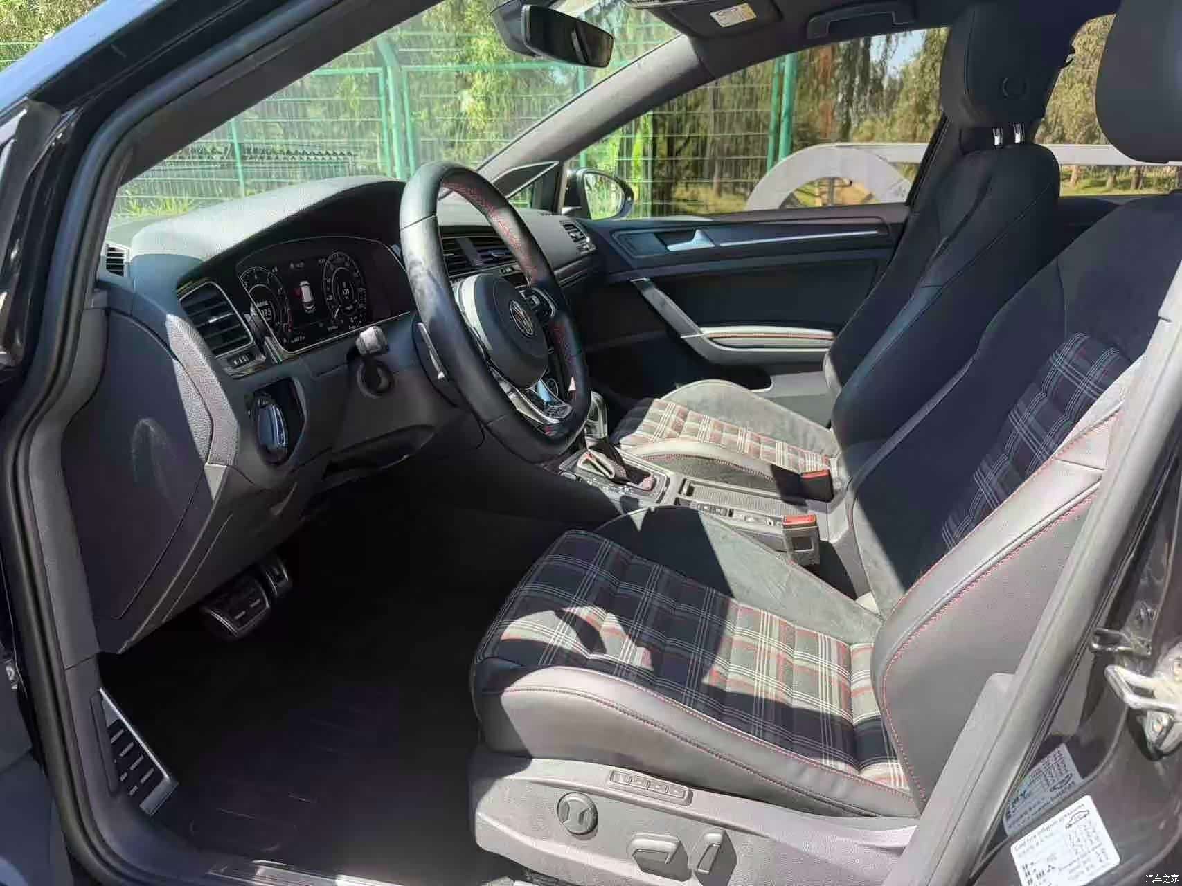 Volkswagen Golf, 2019 6
