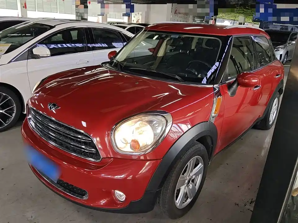 MINI COUNTRYMAN