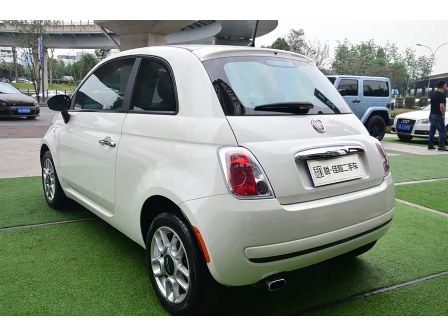 菲亚特500(进口) 2011款 1.4l 敞篷时尚版