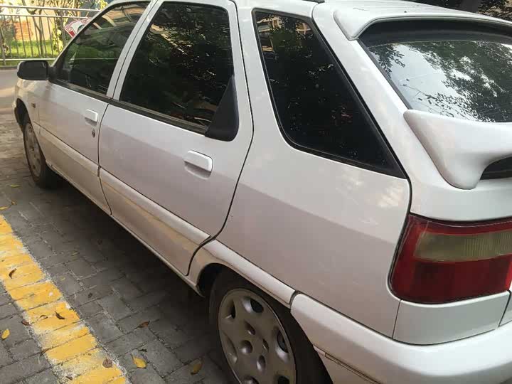 富康2004款 新浪潮 1.6l 手动舒适型