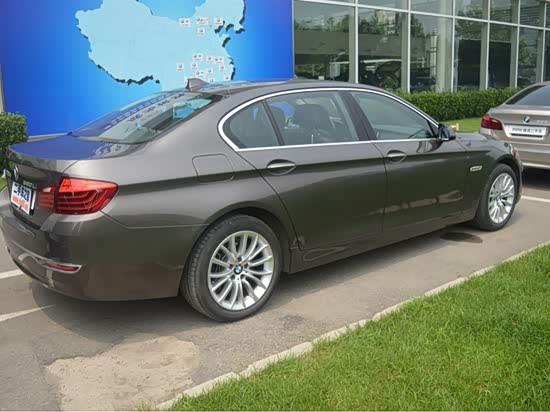 宝马5系 2014款 530li 豪华设计套装