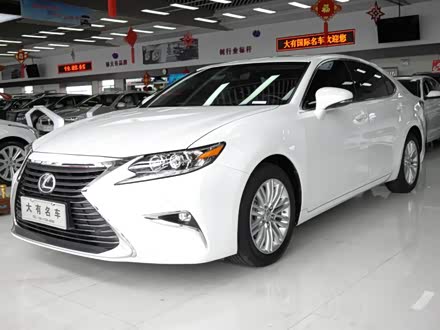雷克萨斯二手车价格 f_440x0_0_q87_autohomecar__wKgHz1k7xjOAUi2WAAGIN0qpDBk552.jpg