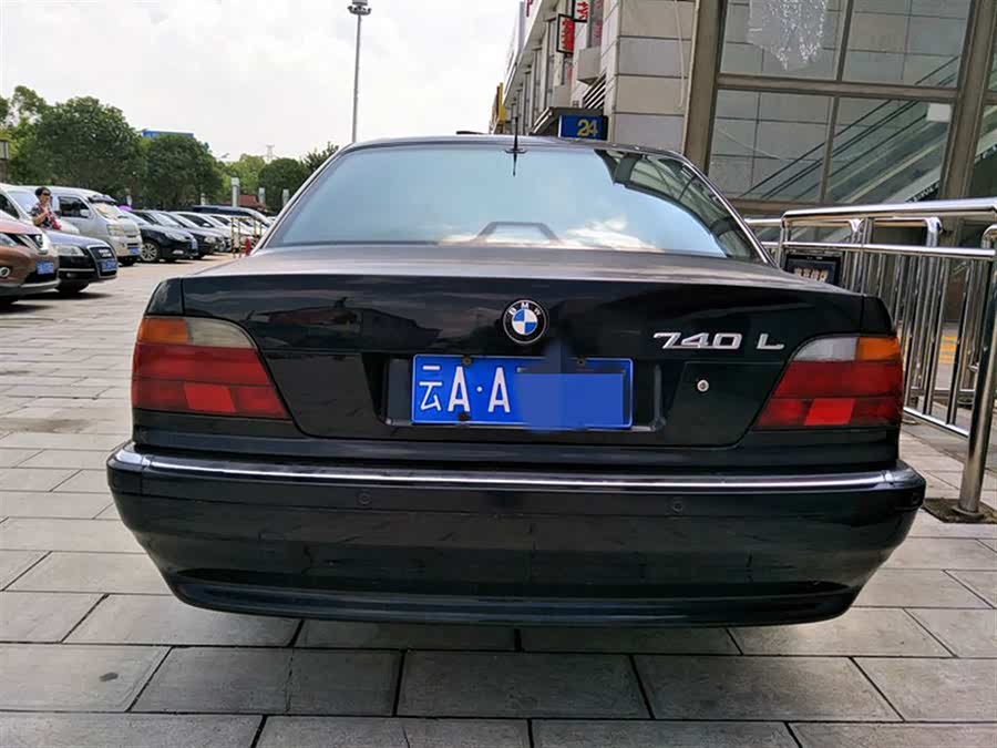 宝马7系 98款 728il