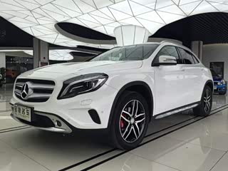 【郑州二手奔驰GLA 2015款 GLA 200 时尚型】